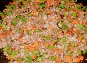 Hình của món Thịt băm xào cà rốt, đậu đũa.