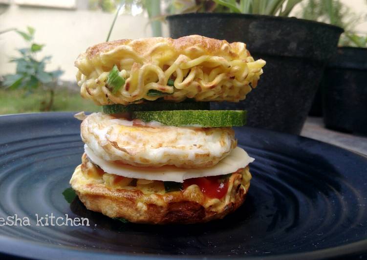 Langkah Mudah untuk Membuat 507. Burger Mie Telur Keju Anti Gagal