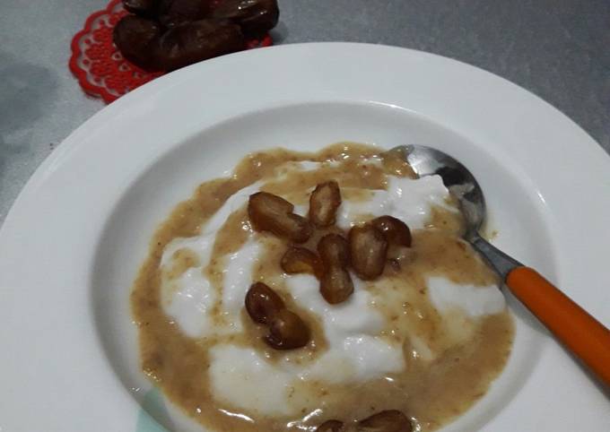 Bubur sum sum kuah kurma