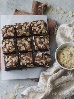 Foto resep Choco Almond Chewy Brownies