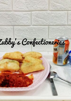 A picture of Fried yam in egg(golden yam).