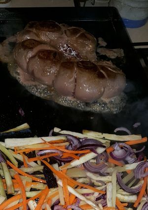 Una foto de Riñón con verduras a la chapa