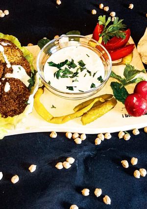 A picture of Falafel.