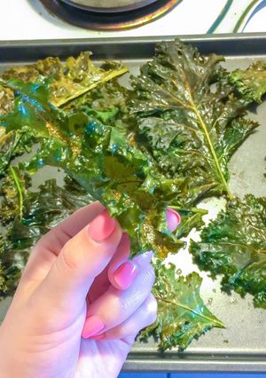 A picture of Kale Chips.