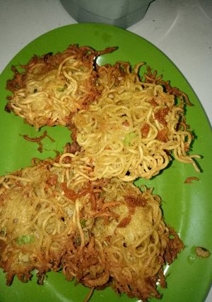 Foto resep Super dog (gorengan mie)