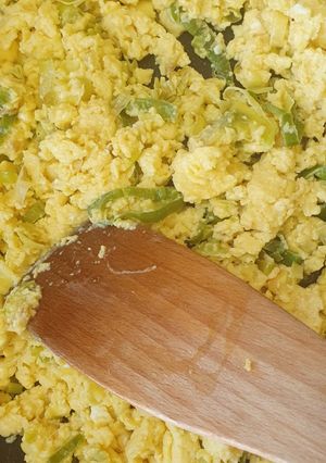 Sajtos pórés rántotta recept fotója