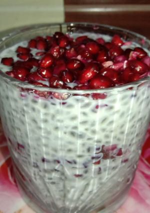 A picture of Chia seeds smoothie.