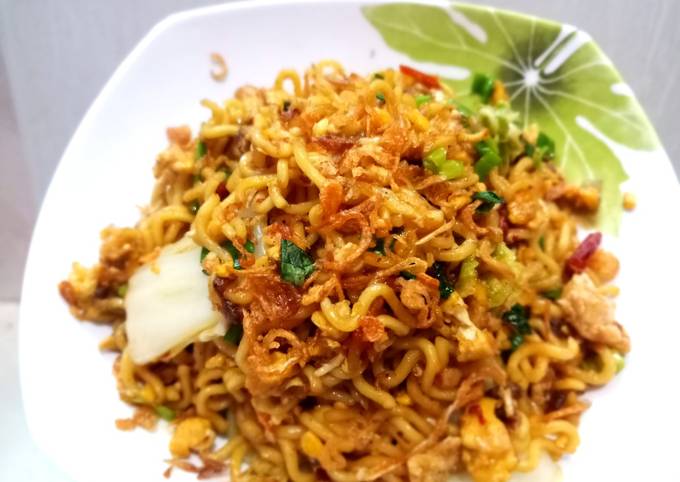 Resep Mie Goreng Pedas Oleh Donna Yuan - Cookpad