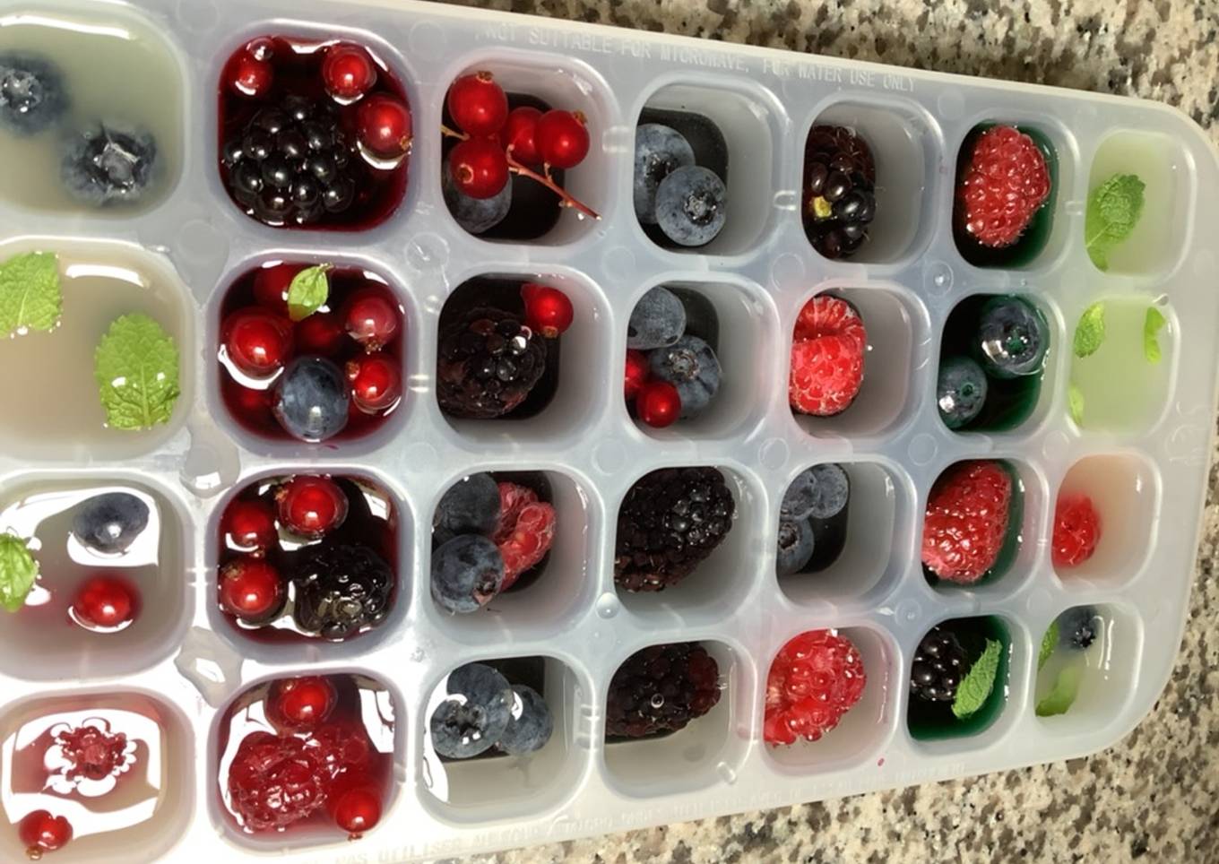 Les Glaçons fêtent les 🍎fruits 🍉🍇🍒🍓🍋