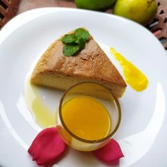 A picture of Mango Caramel Pudding.