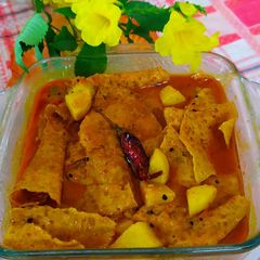A picture of Papad curry.