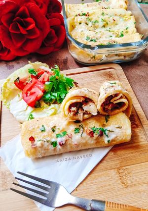 A picture of Chicken Fajita Crepes.
