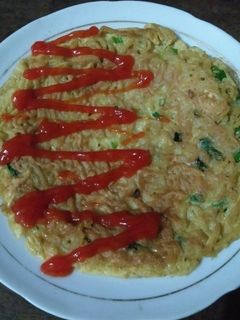 Foto resep Omelet Mie Simple