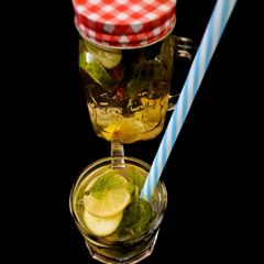 A picture of Detox water.