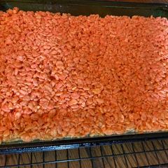 A picture of Strawberry marshmallow treats.