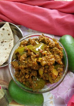 A picture of Kacche aam ki sabji.