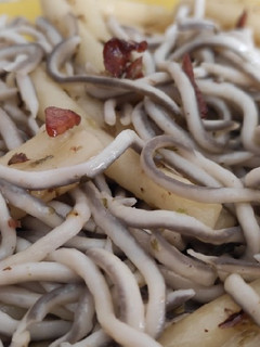 Una foto de Casarecce con gulas