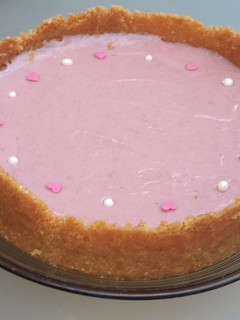 Gluténmentes málnás sajttorta recept fotója