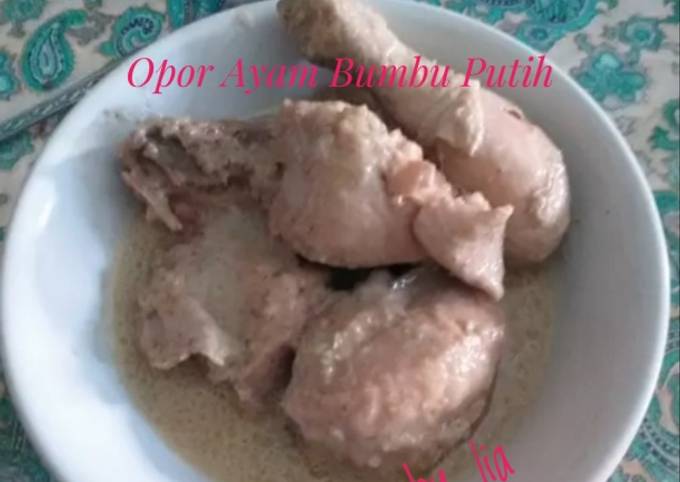 Opor Ayam Bumbu Putih