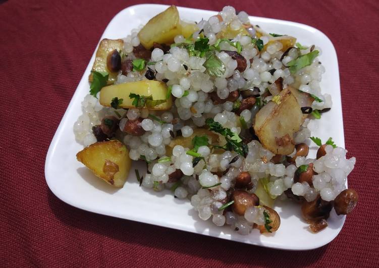 Sabudana khichdi