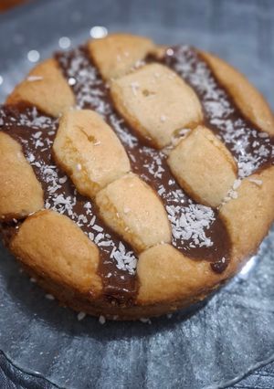 Una foto de Torta matera, pero con dulce de leche