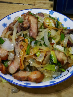 (超下飯👍👍)洋蔥炒鹹豬肉 的食譜成品照片