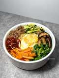 Bibimbap (nasi campur korea)