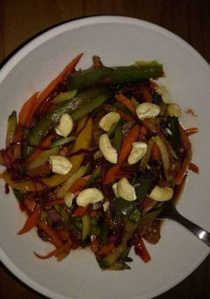 A picture of Colourful vegan stirfry.