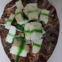 A picture of Sandwich dhokla.