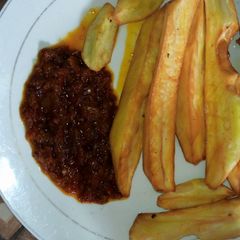 A picture of Dankalin Hausa da miya😋.