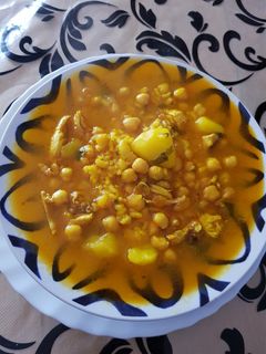 Una foto de Pucherito de garbanzos
