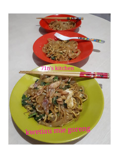 Foto resep Kwetiau mie goreng (fried kwetiau noodles/ cah kwetiau mie)