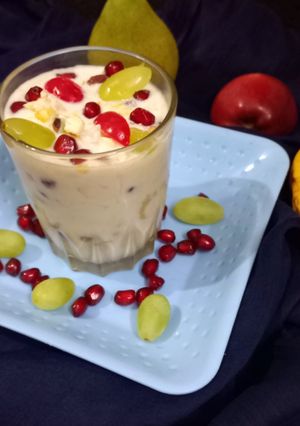 फलाहारी फ्रूट क्रीम(Falahari Fruit Cream ki recipe in hindi) रेसिपी मुख्य फोटो