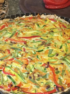 Una foto de Tarta de verduras frescas
