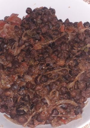 A picture of Black Chana chat.