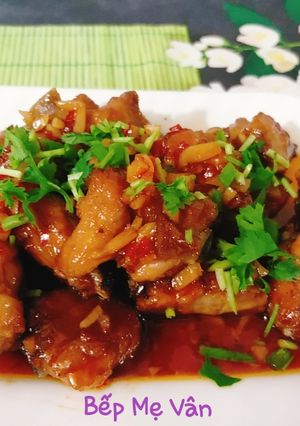 Hình của món Sườn xào chua ngọt.