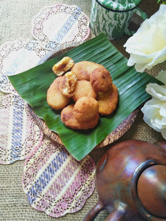 Foto resep Jemblem singkong isi gula merah🍠