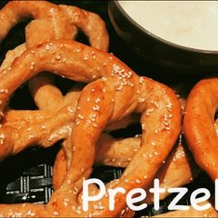 A picture of Soft homemade buttery pretzels.