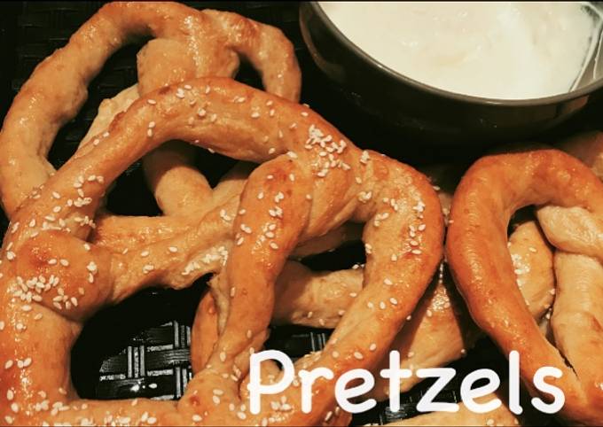 Soft homemade buttery pretzels