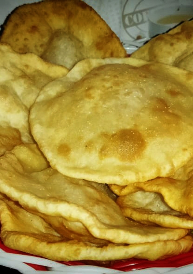 मैदे के मुलायम भटूरे (maide ke mulayam bhature recipe in Hindi) रेसिपी मुख्य फोटो