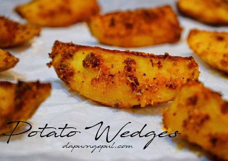 Garlic Parmesan Potato Wedges (dengan tips agar bisa crunchy)