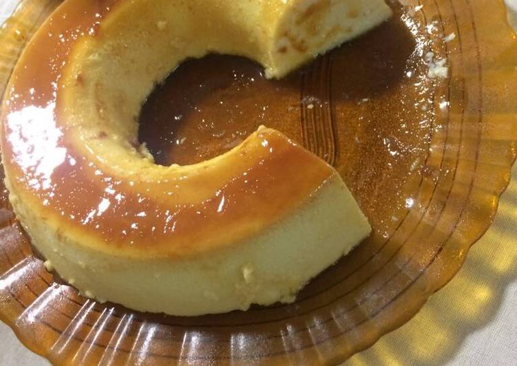 Pudim de leite ninho