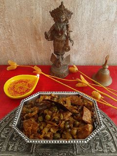 নিরামিষ বাঁধাকপির ঘন্ট (Niramish Badhakopir Ghonto recipe in Bengali) রেসিপির প্রধান ছবি