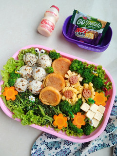 Foto resep Cah Bayam B.Putih & Bola-bola Nasi Bento