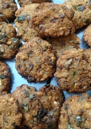 பருப்பு வடை(Paruppu vadai recipe in tamil) செய்முறை முக்கிய புகைப்படம்
