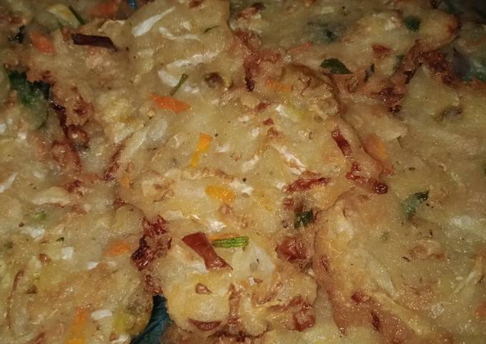 Cara bikin Bakwan tipis untuk menemani berbuka puasa Cara bikin Bakwan tipis untuk menemani berbuka puasa