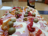 Pizza súper práctica en la plancheta