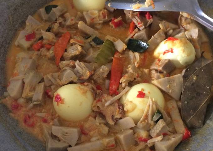 Bagaimana Membuat Gudeg Nangka simple, Menggugah Selera