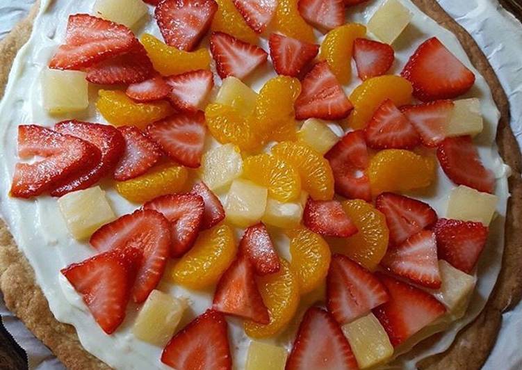 Dessert pizza