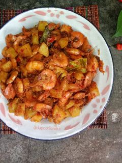 Foto resep Sambal goreng udang kentang